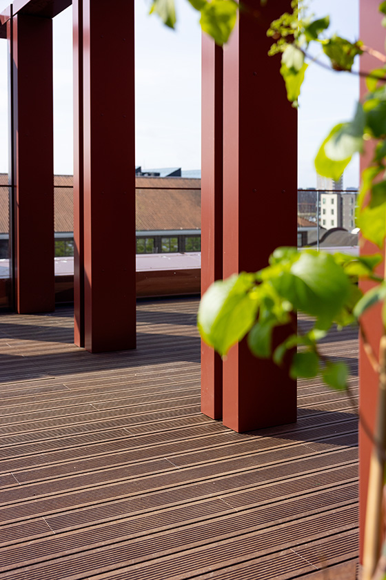 WoodHub, tag terrasse i Bambus