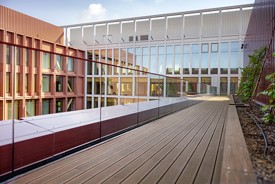WoodHub, tag terrasse i Bambus